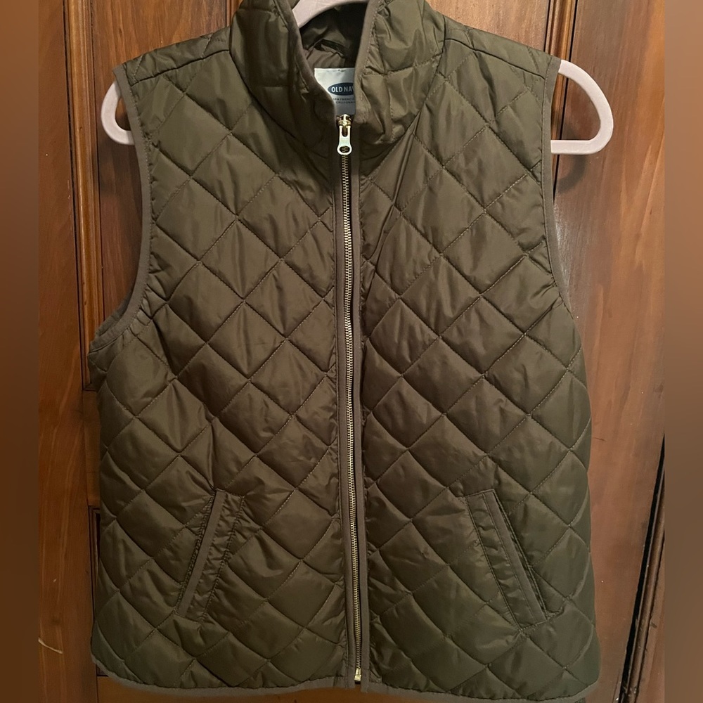 Old Navy Army Green Quilted Vest